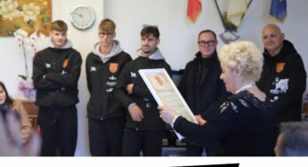 Un calcio alla solitudine