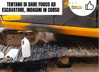 tentano di dare fuoco ad escavatore, indagini in corso