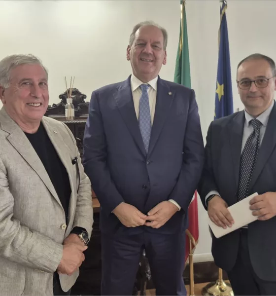 Da Sinis Sicolo La Pietra E Losito