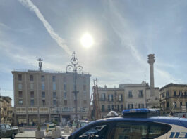 Maxi controlli della Questura di Lecce nel Salento: arresti per droga, Daspo e fogli di via. Misure per la sicurezza nel Basso Salento.