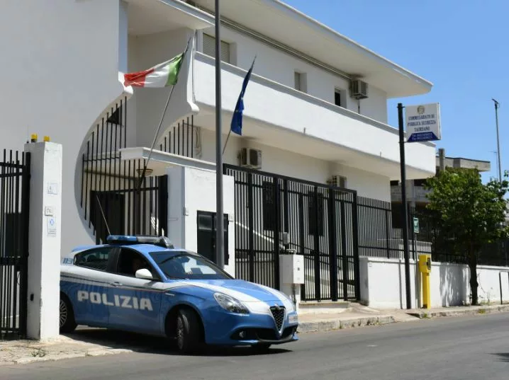 Casarano: Spaccio in casa, arrestato