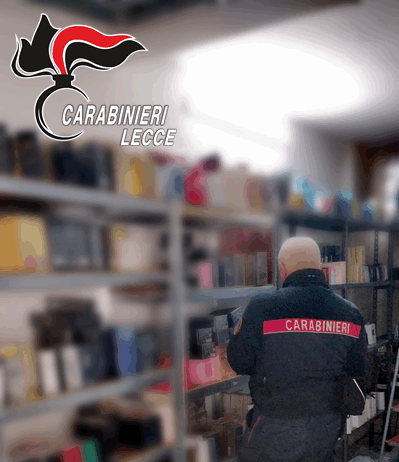 Carabinieri: controlli e sequestri nel Salento Maxi operazione dei Carabinieri nel Salento: sequestri di droga, alimenti e merce contraffatta. Un arresto e sanzioni per 5000 euro.