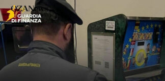Gioco d’Azzardo Illegale: Maxi Sequestro di Macchine Truccate nel Basso Salento Gioco Illegale: Sequestri nel Salento