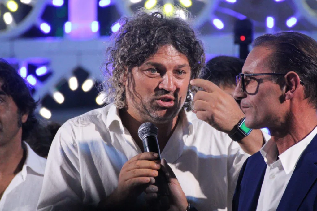 Immagine 10: Presentate le squadre di calcio e pallavolo a Ugento - Ugento