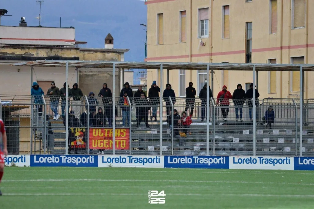 Immagine 4: Ugento Calcio: vittoria cruciale in trasferta 2-1 - Ugento