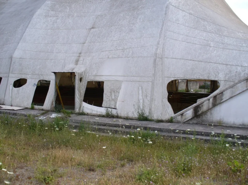 Un milione e mezzo per il palazzetto di T.S.Giovanni?