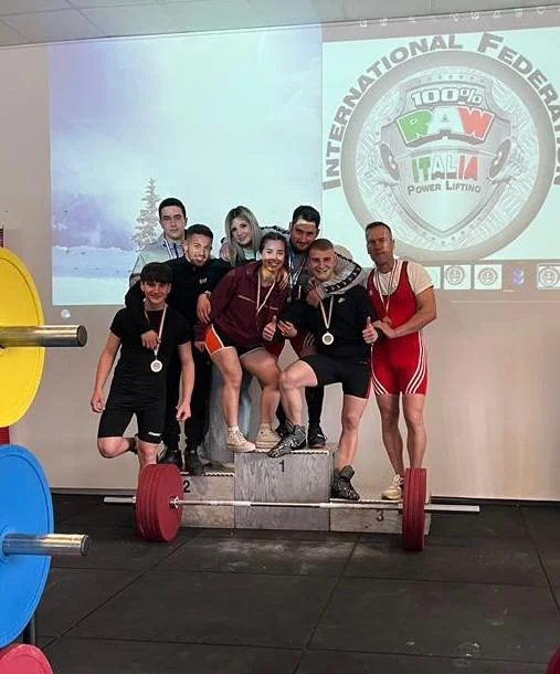 The Massive: powerlifting a Ugento