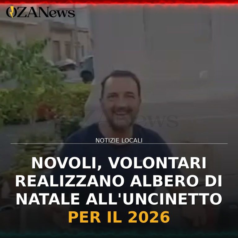 Novoli, volontari realizzano albero di Natale all'uncinetto per il 2026