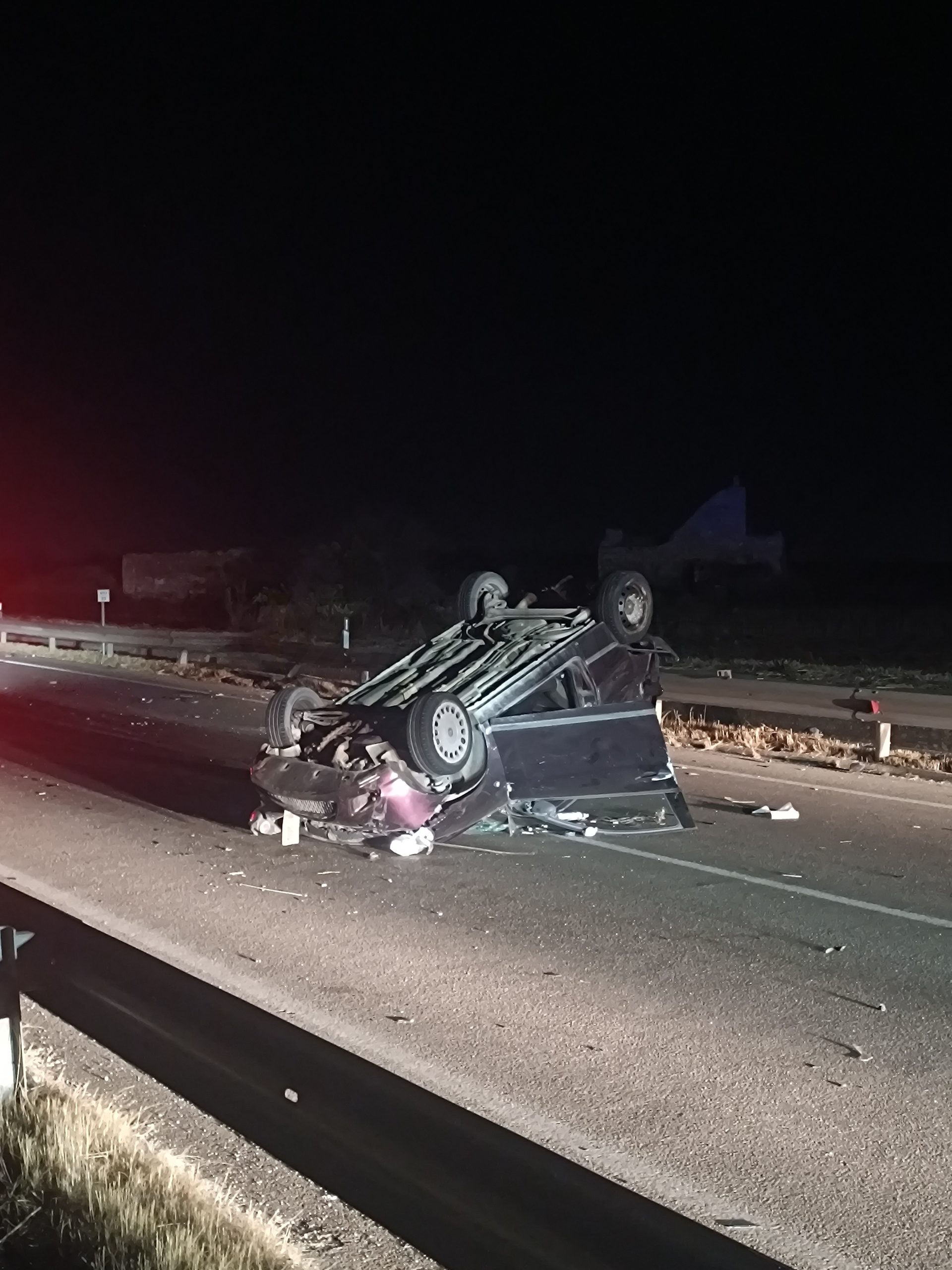 Ugento, grave incidente sulla SS274: quattro persone coinvolte
