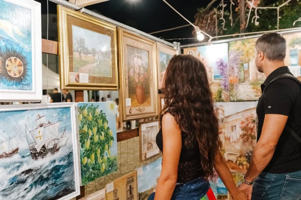 Dettaglio 6: Alliste, successo per la "Festa in Terra Allisti 2026": musica e arte incantano la piazza