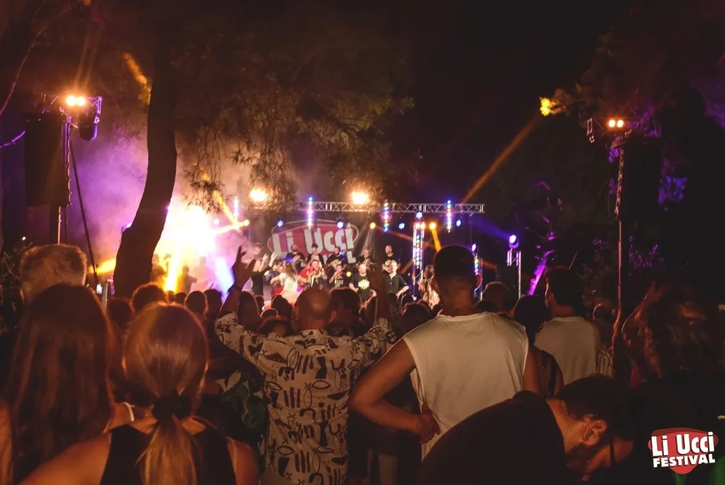 Dettaglio 1: Cutrofiano, Li Ucci Festival celebra arte, musica e tradizioni salentine
