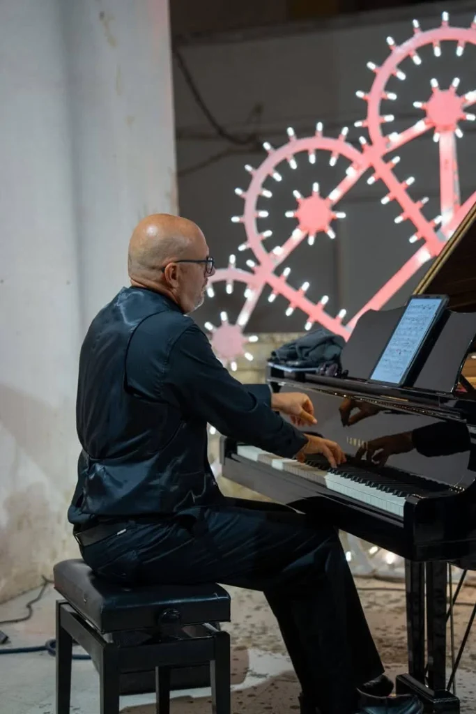 Dettaglio 6: Matino, successo per il concerto "Tanguedia" al Palazzo Marchesale