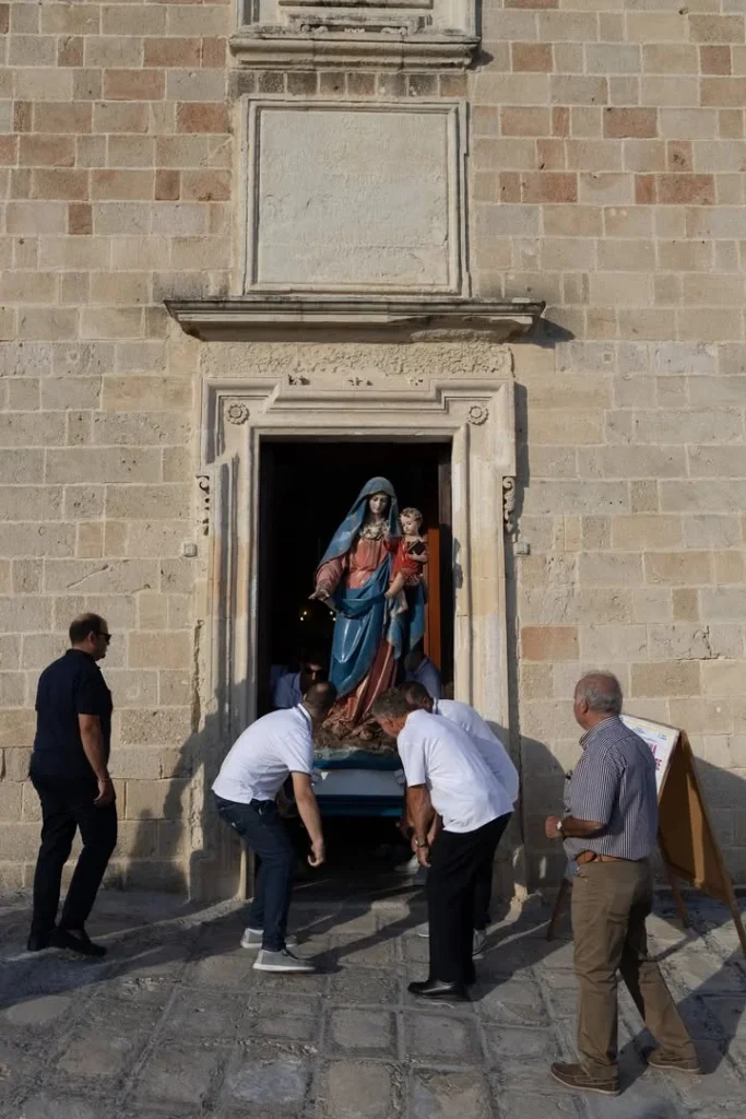 Dettaglio 2: Otranto, la Festa della Madonna dell'Altomare: tradizione e devozione sul mare
