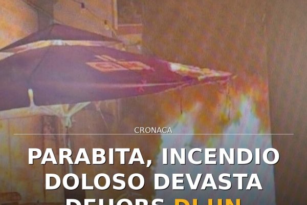 Parabita, incendio doloso devasta dehors di un ristorante