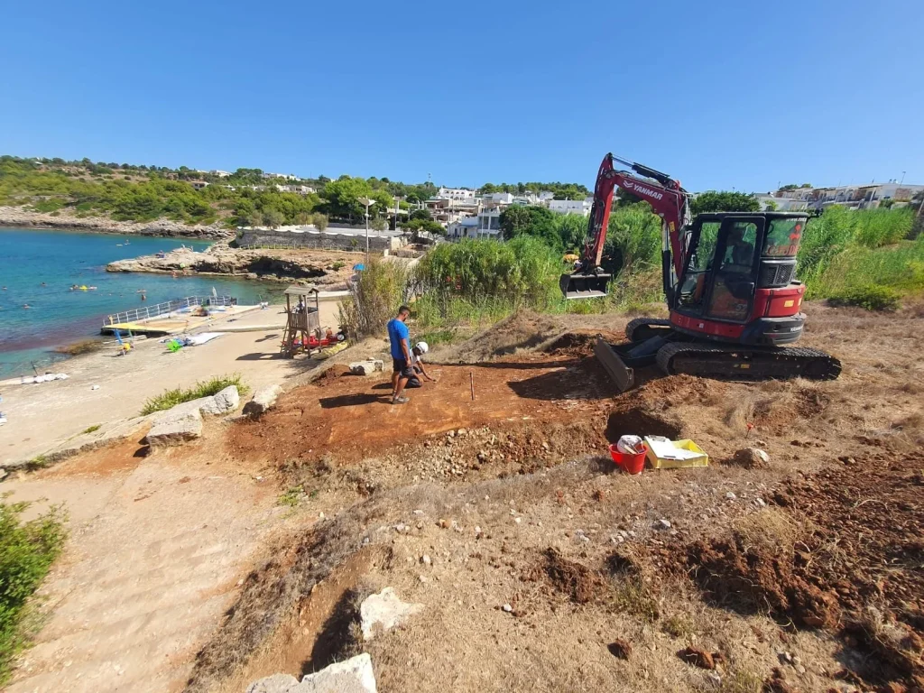Dettaglio 5: Pat&ugrave;, riprendono gli scavi a Vereto: indagini estese a Torre San Gregorio