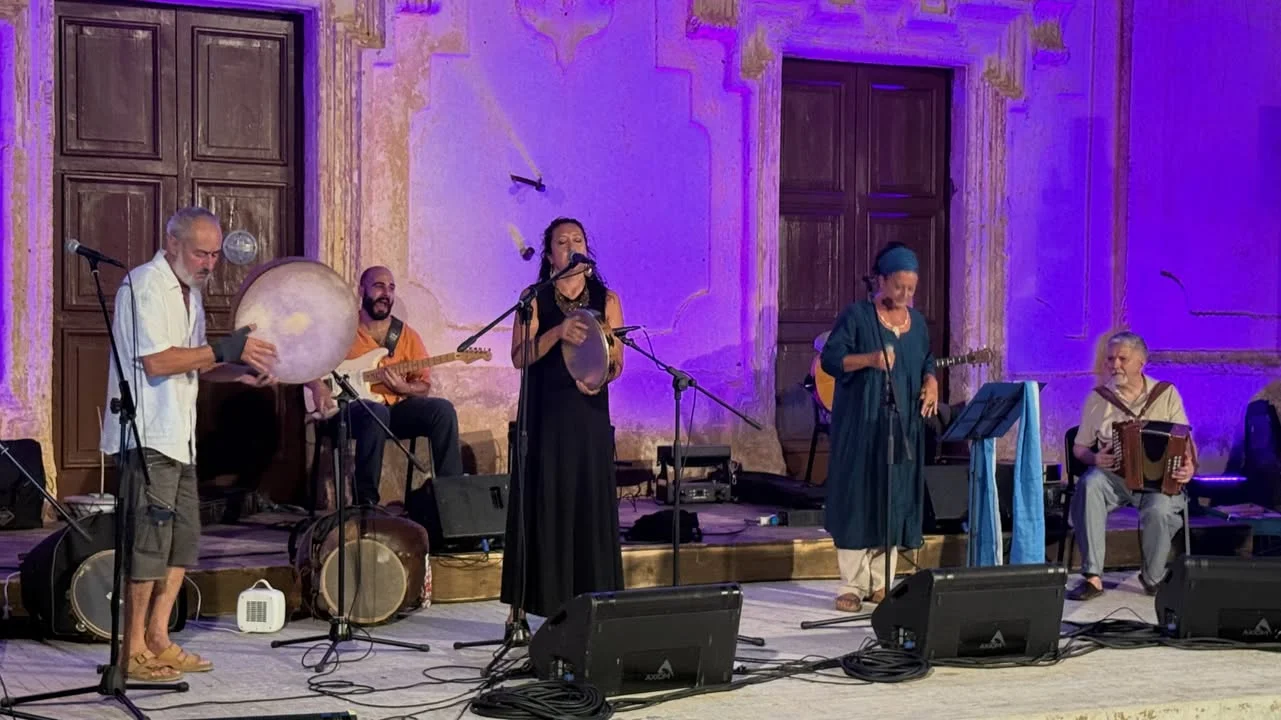 Foto: Taviano, successo per Santicanti 2026: tra musica, cultura e tradizione