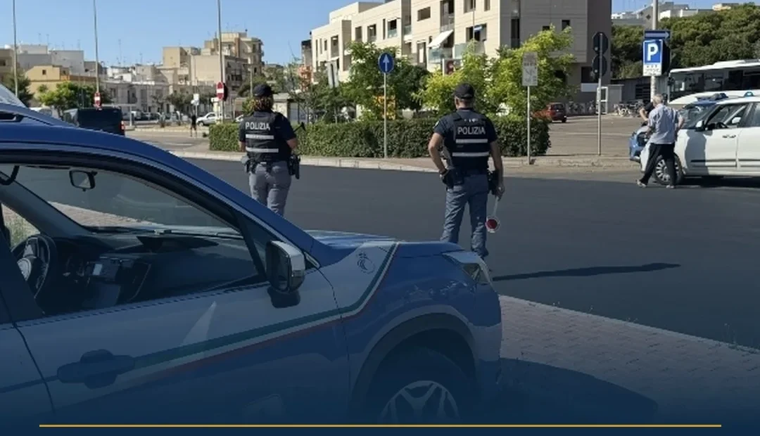 Anteprima di: Ugento, arrestato pusher con droga e pugnale: Polizia intensifica controlli in provincia