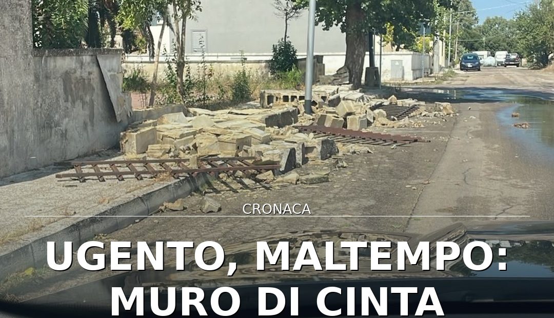Anteprima di: Ugento, maltempo: muro di cinta scuole medie divelto dal vento