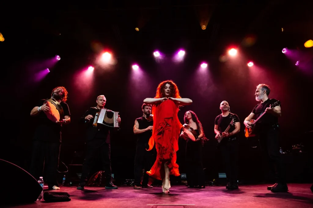 Dettaglio 1: Canzoniere Grecanico Salentino: &ldquo;Il Mito&rdquo; Miglior Album Europeo, Terzo al Mondo