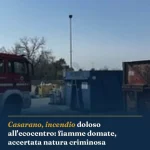 Anteprima di: Casarano, incendio doloso all'ecocentro: fiamme domate, accertata natura criminosa
