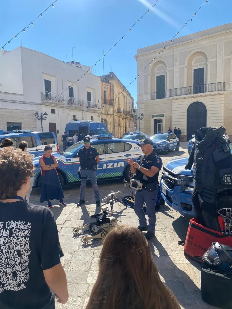 Dettaglio 2: Copertino, Polizia di Stato celebra Patrono: scuole e legalità al centro