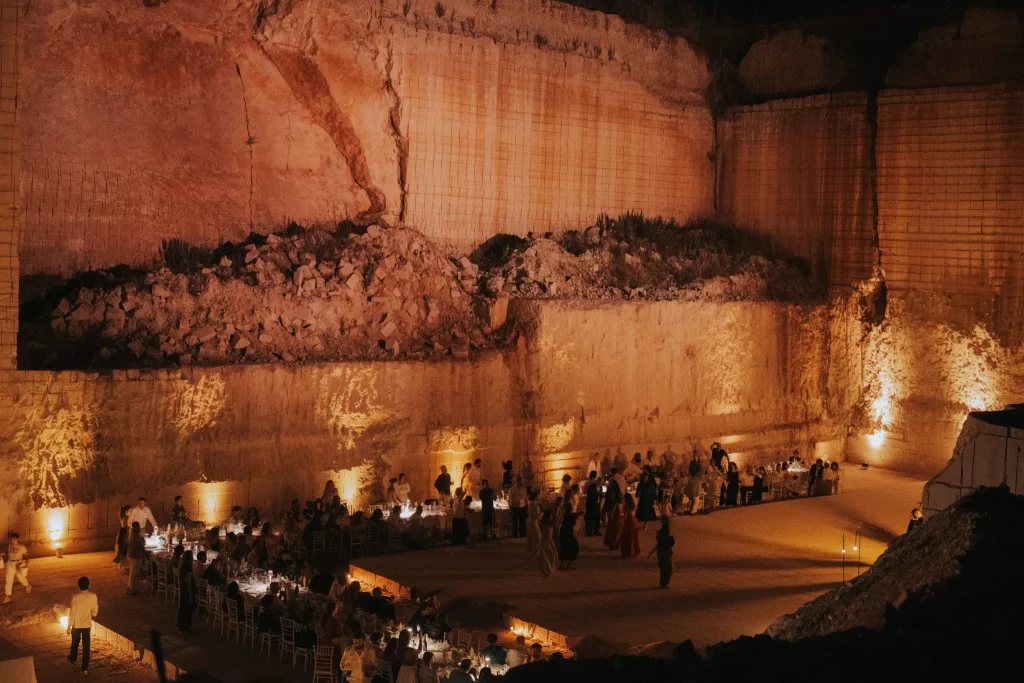 Dettaglio 2: Cursi, appello alla Regione: cave di pietra polo turistico