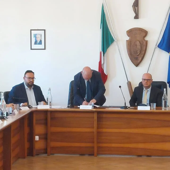 Dettaglio 3: Gagliano del Capo, firmato protocollo contro violenza di genere con il Prefetto Manno