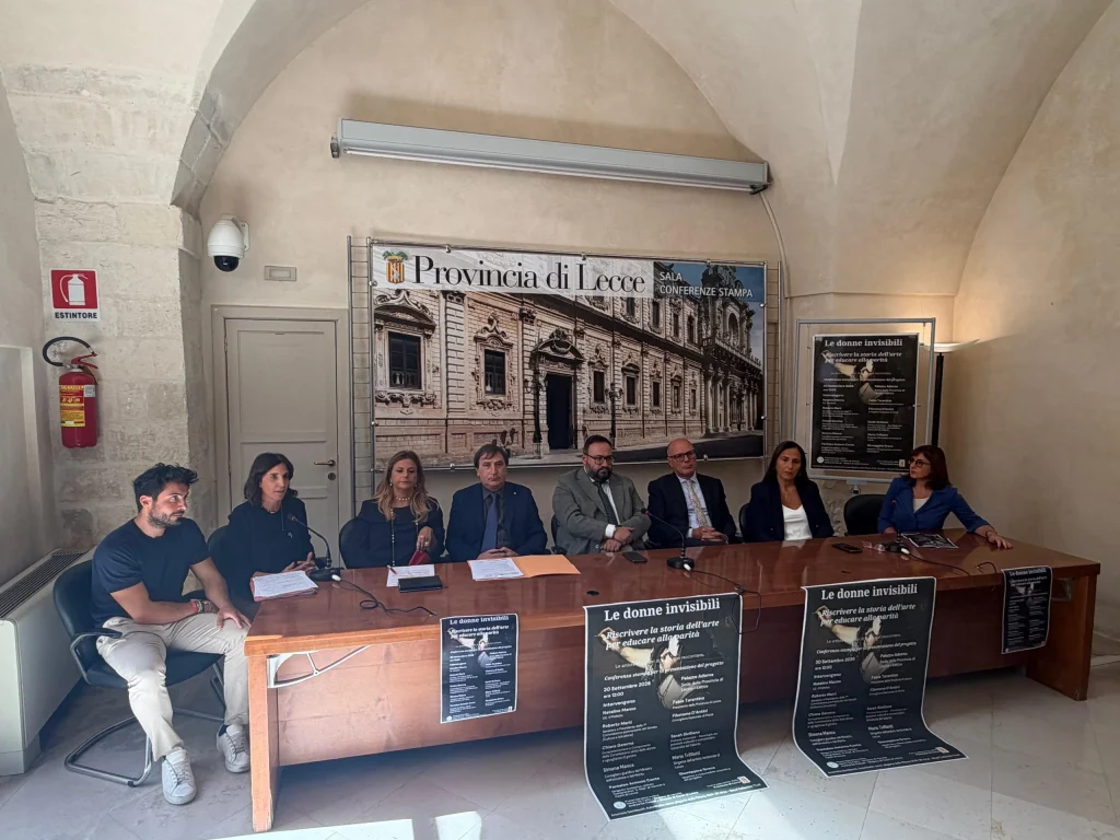 Dettaglio 2: Lecce, presentato il progetto 'Le donne invisibili' per la parit&agrave; nell'arte