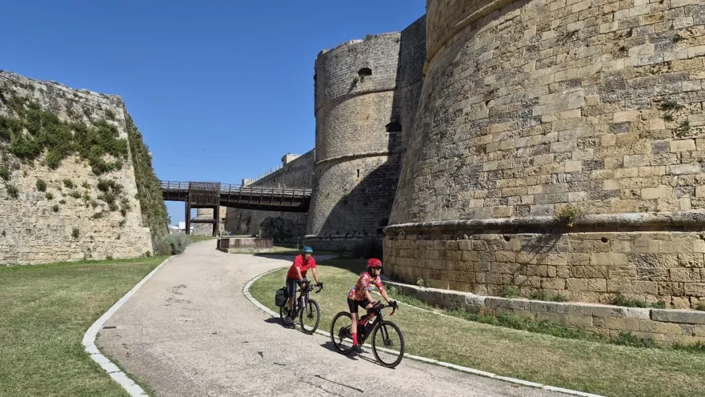 Dettaglio 2: Otranto, presentata 'Ladriatica': una nuova ciclovia per il turismo salentino