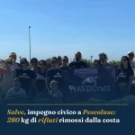 Anteprima di: Salve, impegno civico a Pescoluse: 280 kg di rifiuti rimossi dalla costa
