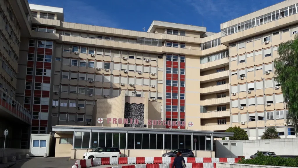 Dettaglio 1: Spongano, 17enne grave al Fazzi: trovato esanime sulla strada Castro-Ortelle