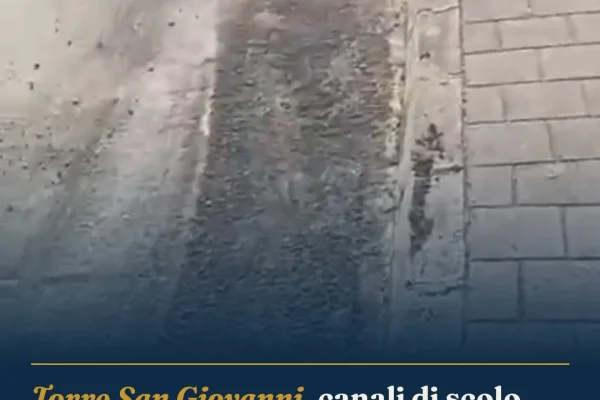 Torre San Giovanni, canali di scolo liberati: intervento contro allagamenti cronici
