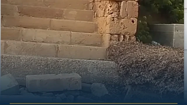 Torre San Giovanni, cittadini chiedono ripristino scalinate danneggiate al mare
