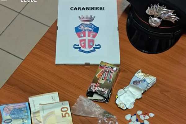 Basso Salento, Carabinieri: tre arresti per spaccio a Specchia e Vignacastrisi