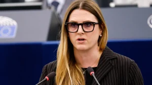 Anteprima di: Caro gasolio, l'europarlamentare Tramacere (PD) chiede al Governo interventi sugli extraprofitti