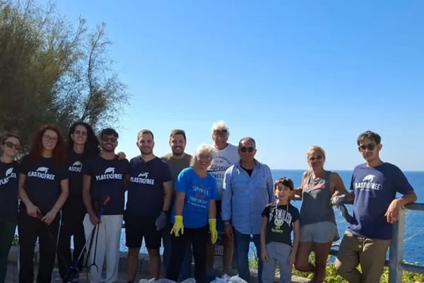 Castrignano del Capo, pulizia ambientale a Punta Ristola con Plastic Free