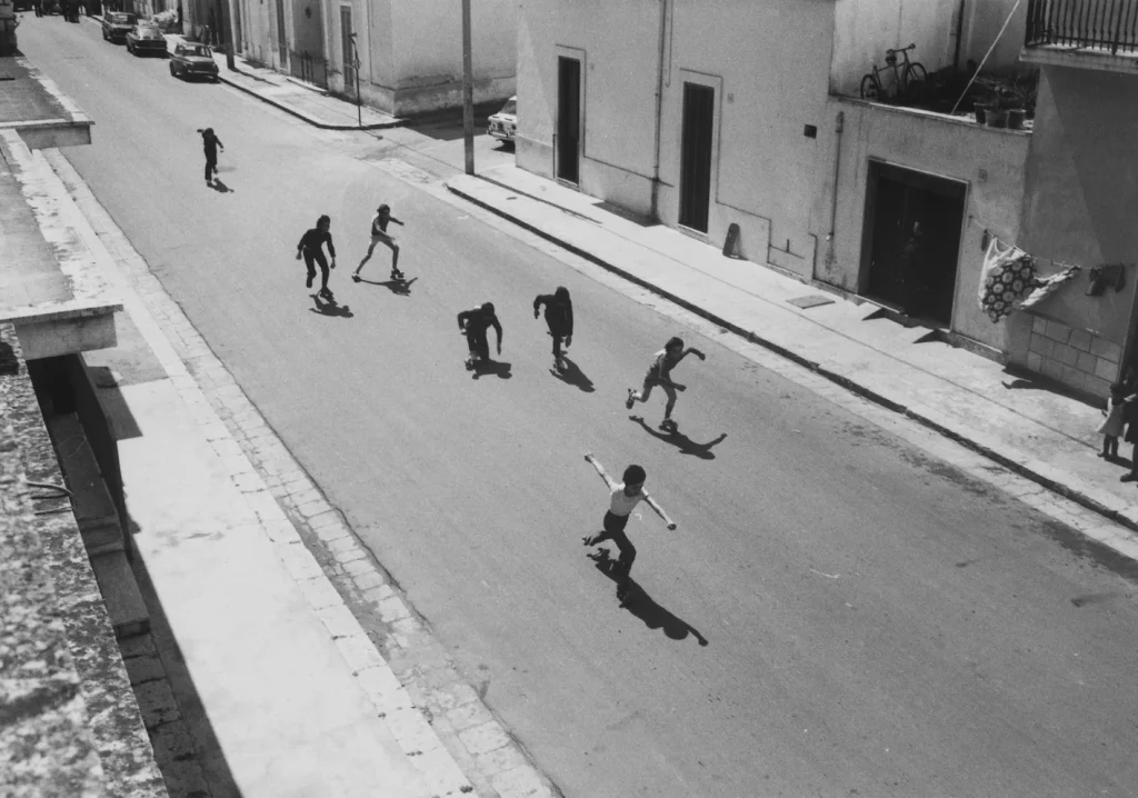 Dettaglio 1: Cutrofiano, apre la mostra fotografica "La memoria dei segni" di Donato De Donatis