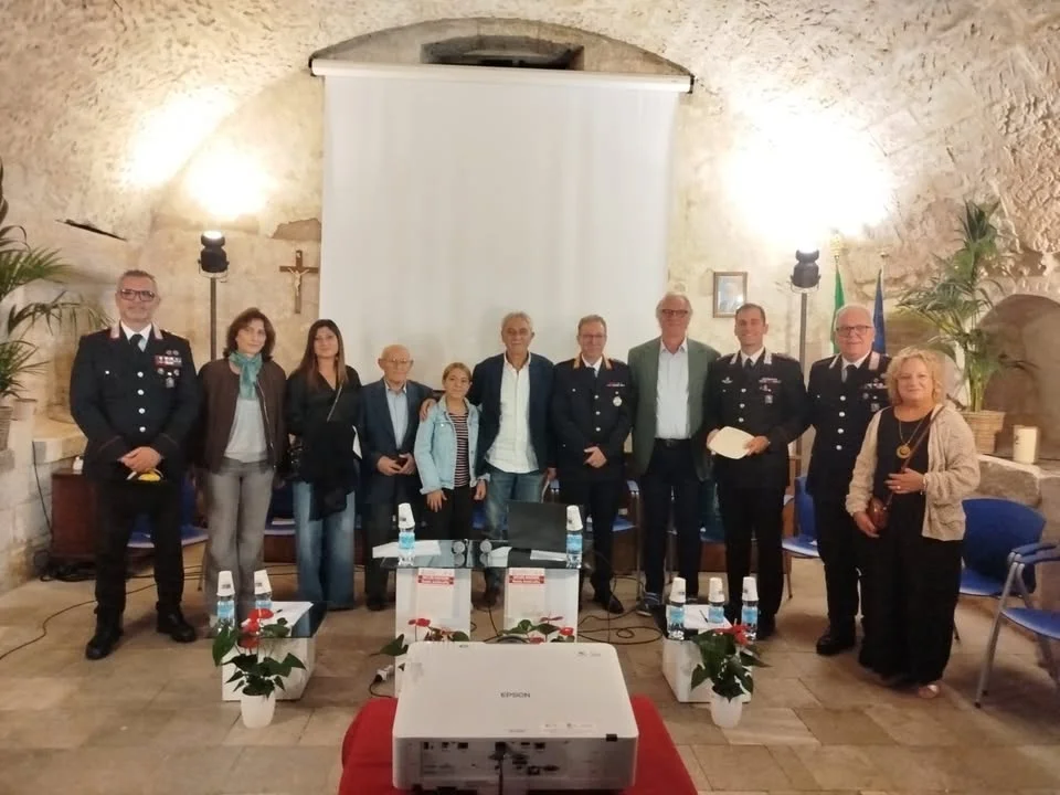 Dettaglio 10: Cutrofiano, successo per la guida antitruffa: anziani più informati e protetti