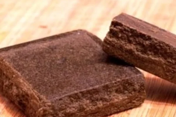 Galatina, quattordicenne denunciato per spaccio di hashish: emesso DACUR del Questore