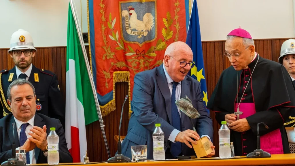 Dettaglio 2: Gallipoli, incontro istituzionale con il Nunzio Apostolico per i 300 anni della Basilica
