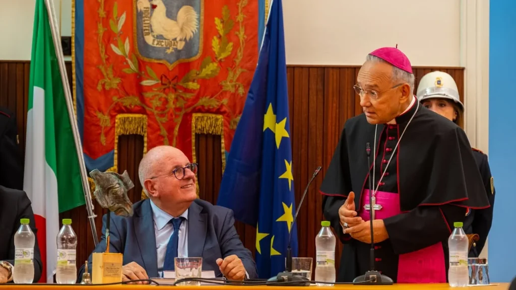 Dettaglio 3: Gallipoli, incontro istituzionale con il Nunzio Apostolico per i 300 anni della Basilica