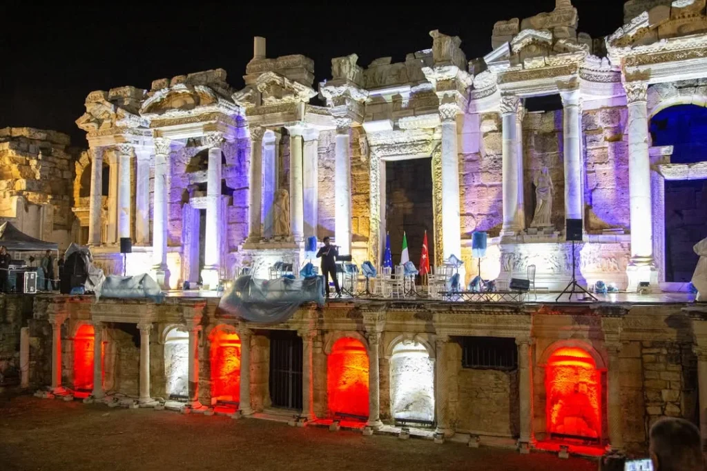 Dettaglio 7: Hierapolis, UniSalento rafforza la cooperazione archeologica tra Italia e Turchia