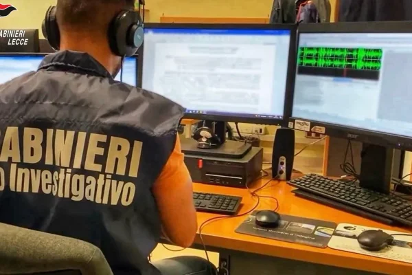 Lecce, arrestato 56enne di Cutrofiano per tentata estorsione aggravata da metodo mafioso