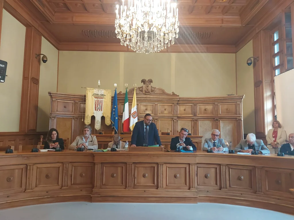 Dettaglio 2: Lecce, Consiglio Provinciale: approvato il piano di dimensionamento scolastico 2027/2028