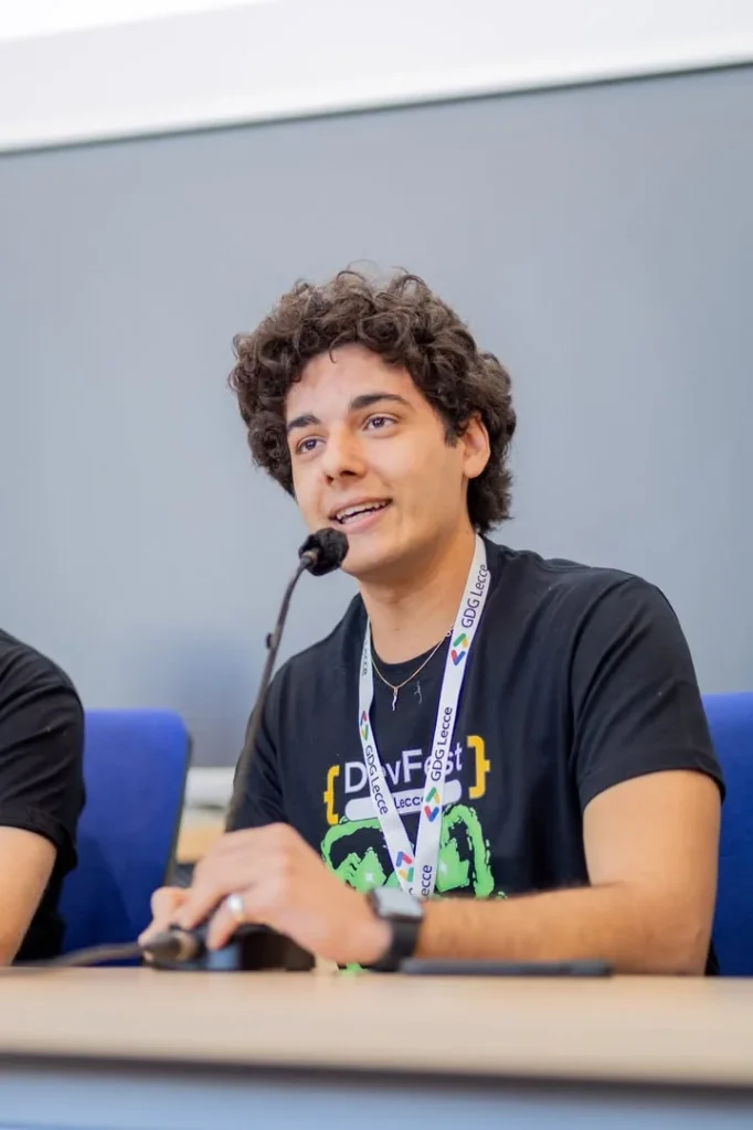 Dettaglio 4: Lecce, UniSalento ospita il DevFest: una giornata sull'Intelligenza Artificiale