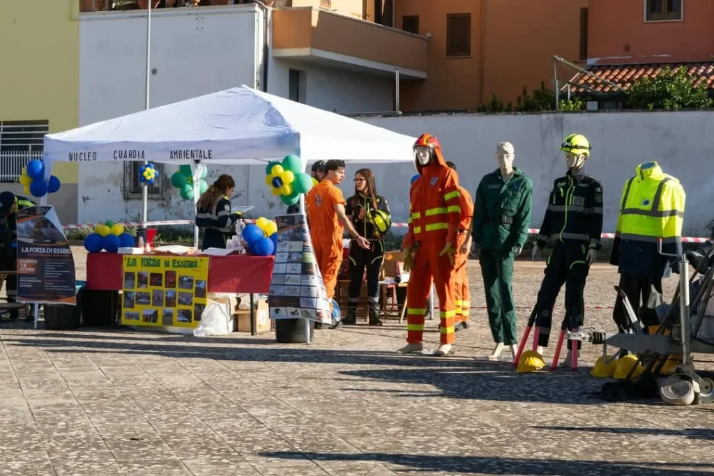 Dettaglio 10: Leverano, Protezione Civile e Guardia Ambientale in attivit&agrave; di formazione e dimostrazione