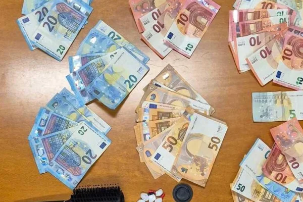 Morciano di Leuca, arrestato 40enne con 57 dosi di cocaina e 1400 euro