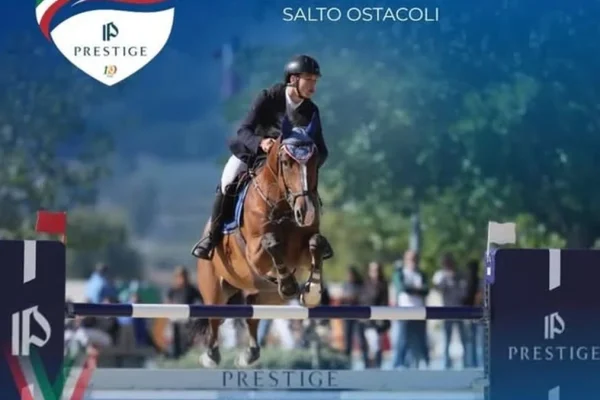 Morciano di Leuca celebra Antonio Spano: Campione Italiano Junior di Salto Ostacoli