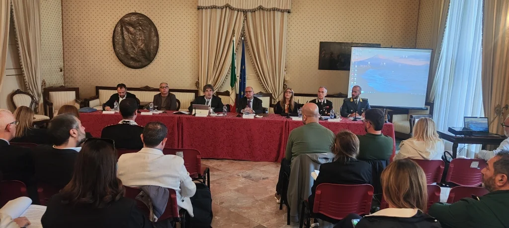 Foto: Nard&ograve;, debriefing in Prefettura sull'accoglienza dei lavoratori agricoli stagionali