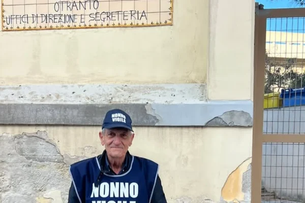 Otranto accoglie Vittocle, nuovo nonno vigile per la sicurezza scolastica